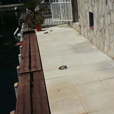 Empuries C * Empuriabrava