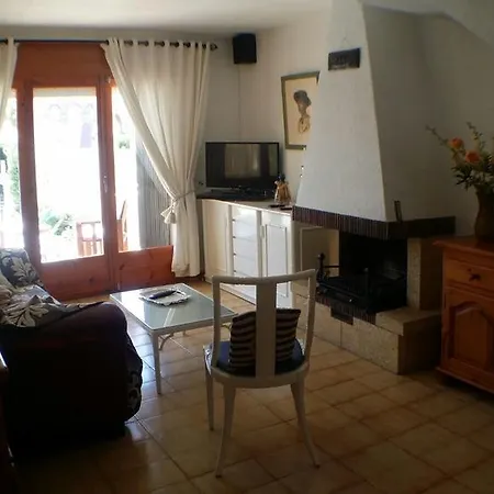 Empuries C *